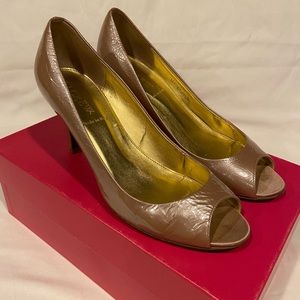 JCrew blush pearlized peep toe pumps 7.5